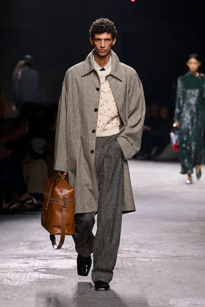 Look 66